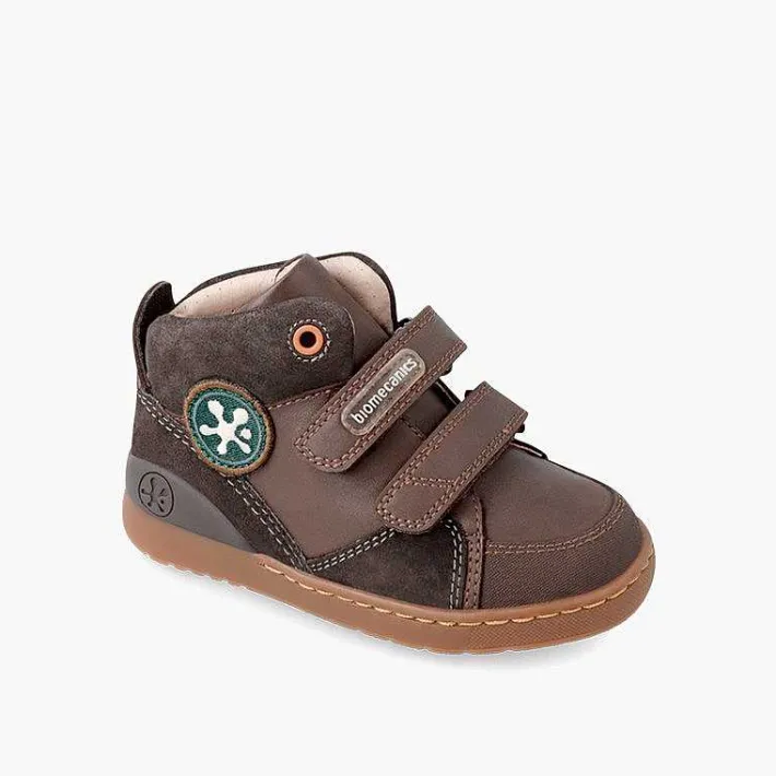 Botas<Pisamonas Botita Deportiva Piel Biomecanics Cierre Adherente Color Marron