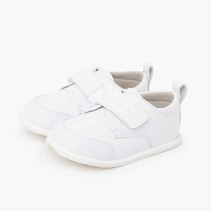 Zapatillas<Pisamonas Deportivas Piso Flexible Puntera Reforzada Color Blanco