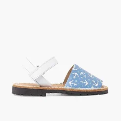 Sandalias<Pisamonas Menorquinas Bicolor Anclas Niños Tira Adherente Color Blanco Y Azul Jeans