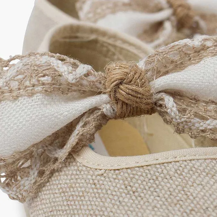Zapatos Comunión<Pisamonas Mercedita Lazo Con Puntilla Ceremonia Color Crudo
