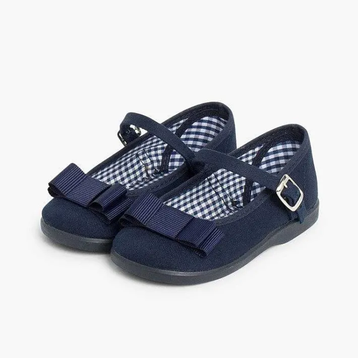 Merceditas Niña<Pisamonas Mercedita Lona Lazo Zapatero