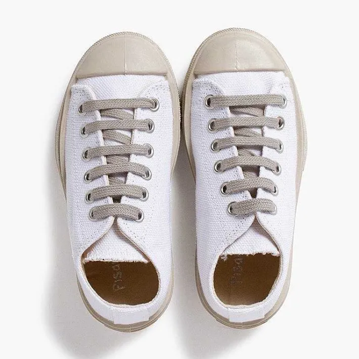 Zapatillas<Pisamonas Zapatillas Blancas Puntera Y Cordones Color Color Blanco Y Arena